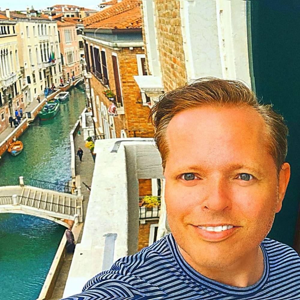 Meet your Posher, Jason